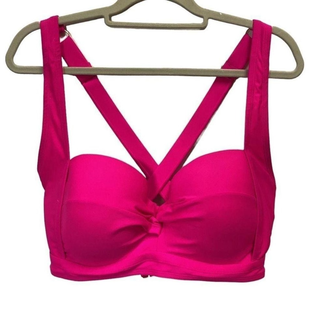 California wave plus swimming top size 34C‎ or D
